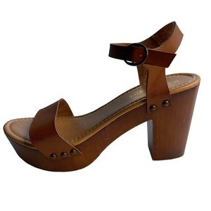 Madden Girl Cognac Paris Women's Lifft Heeled Sandal Size 10M